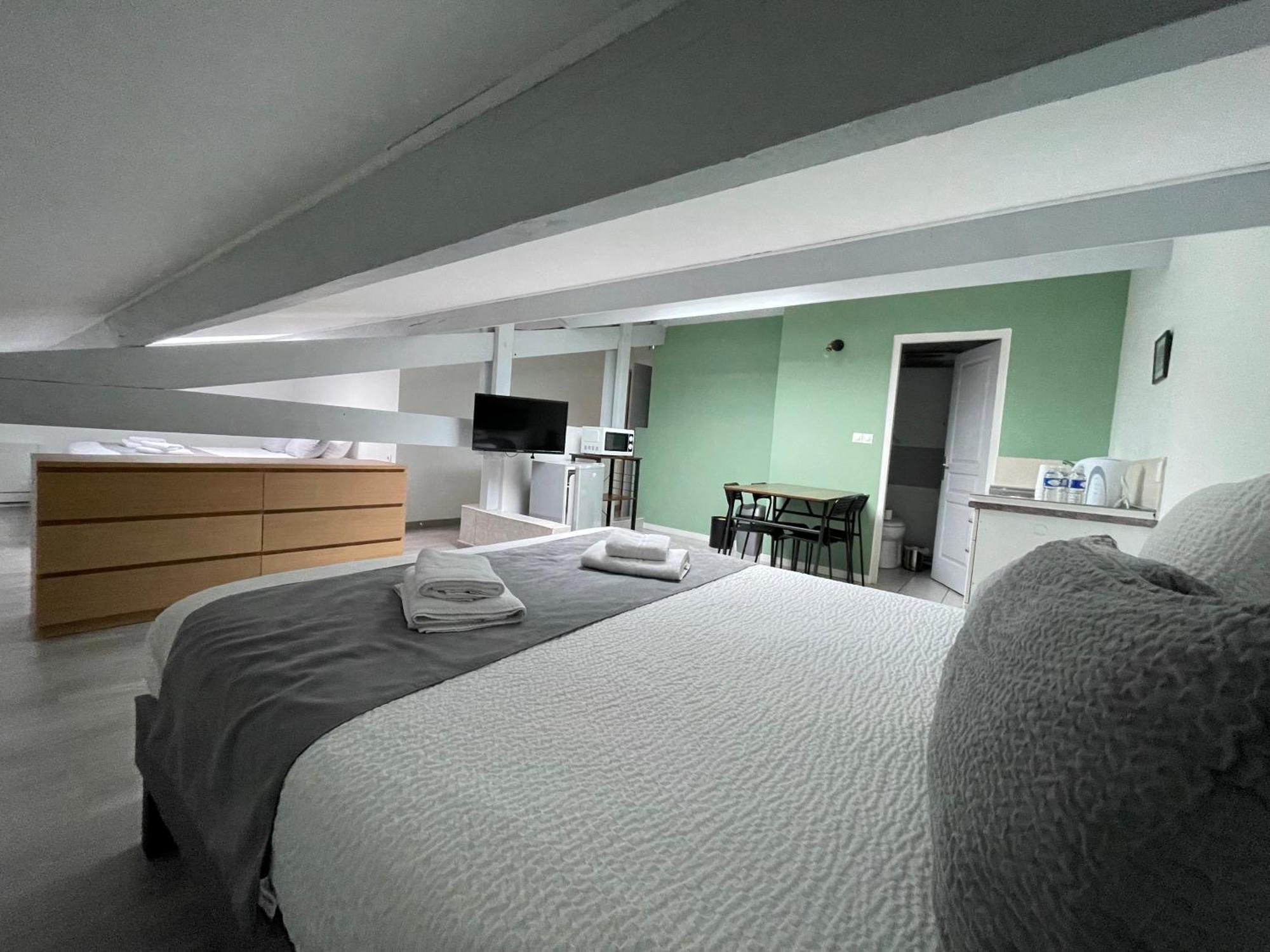 Hotel Paris Madrid Lesperon  エクステリア 写真